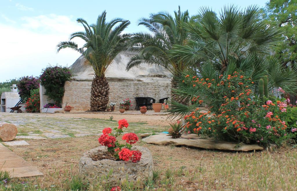 Masseria Gianecchia Cisternino Exterior photo